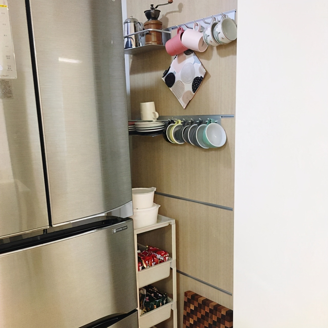 妈妈亲自布置可爱女生小屋,韩系温馨房间布置