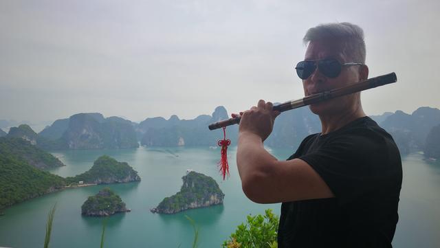 一条旅游路线打通欧亚,一条沿中国边界自驾游的路线