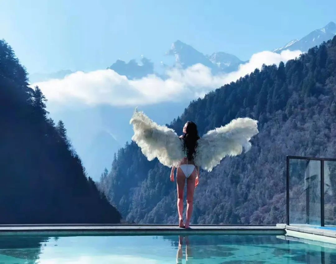 阿坝一日游赏雪,夏天去阿坝州旅游景点怎么玩