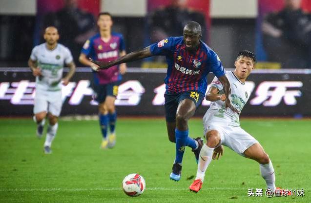 中甲青岛6比1,中甲积分榜青岛西海岸冲超