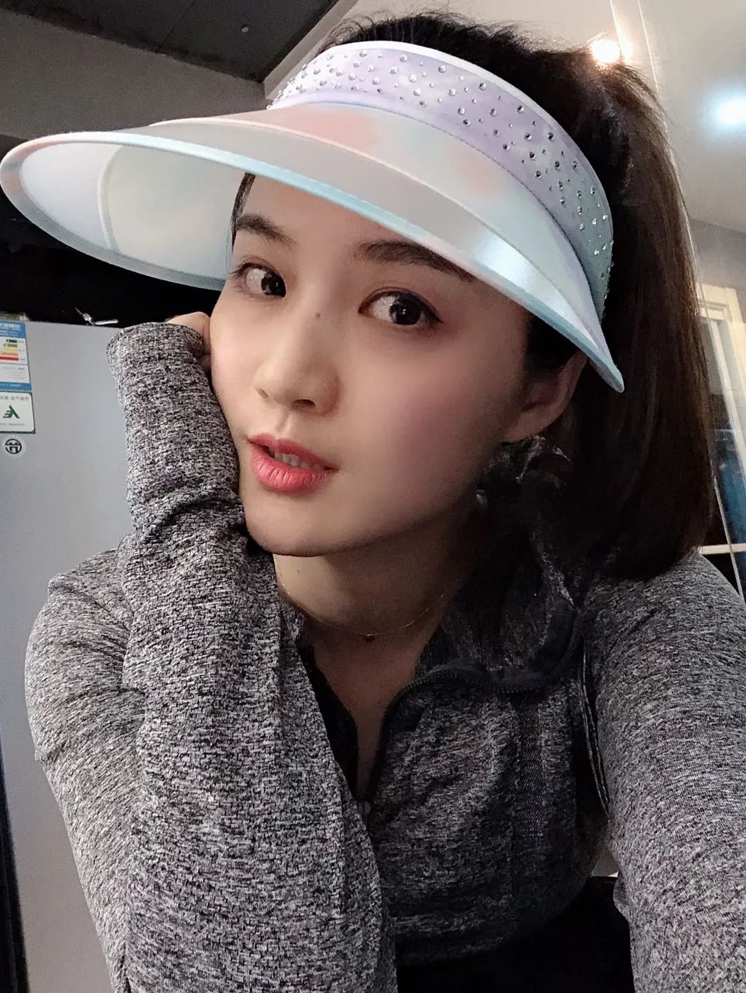 vvc防晒帽变黄了,vvc防晒帽效果