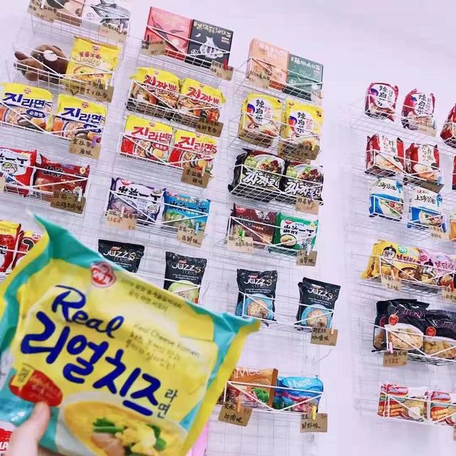 黑珍珠一钻雪蟹宴、谢霆锋爱吃的网红甜品……11月新店榜来了！