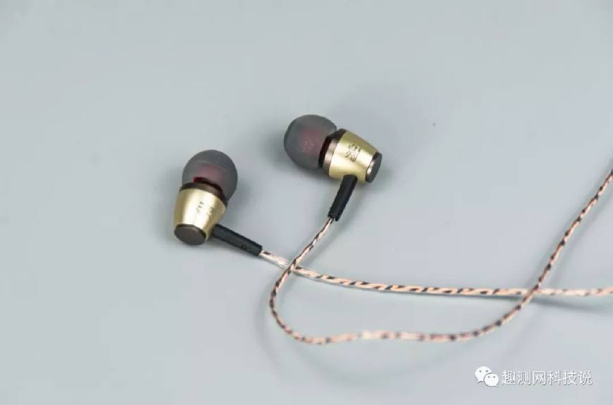 潜系列耳机评测,深海之声头戴式耳机测评