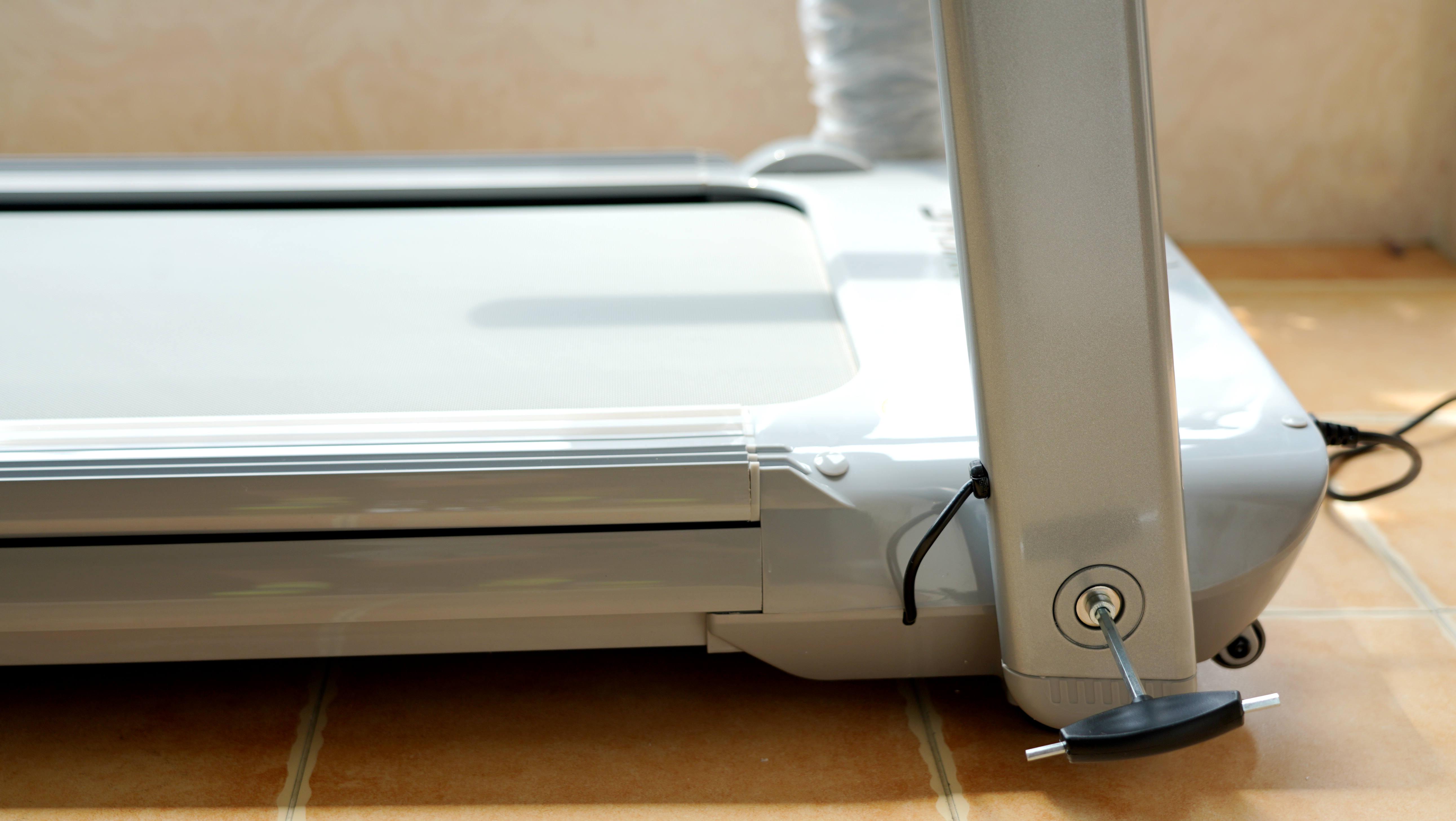 亿健精灵基础版跑步机拆解视频,亿健跑步机x6