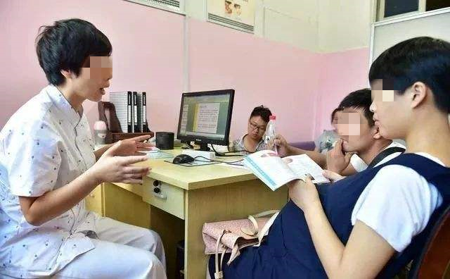 孕妈生下无眼胎儿,孕妇生孩子老公却让她闭嘴