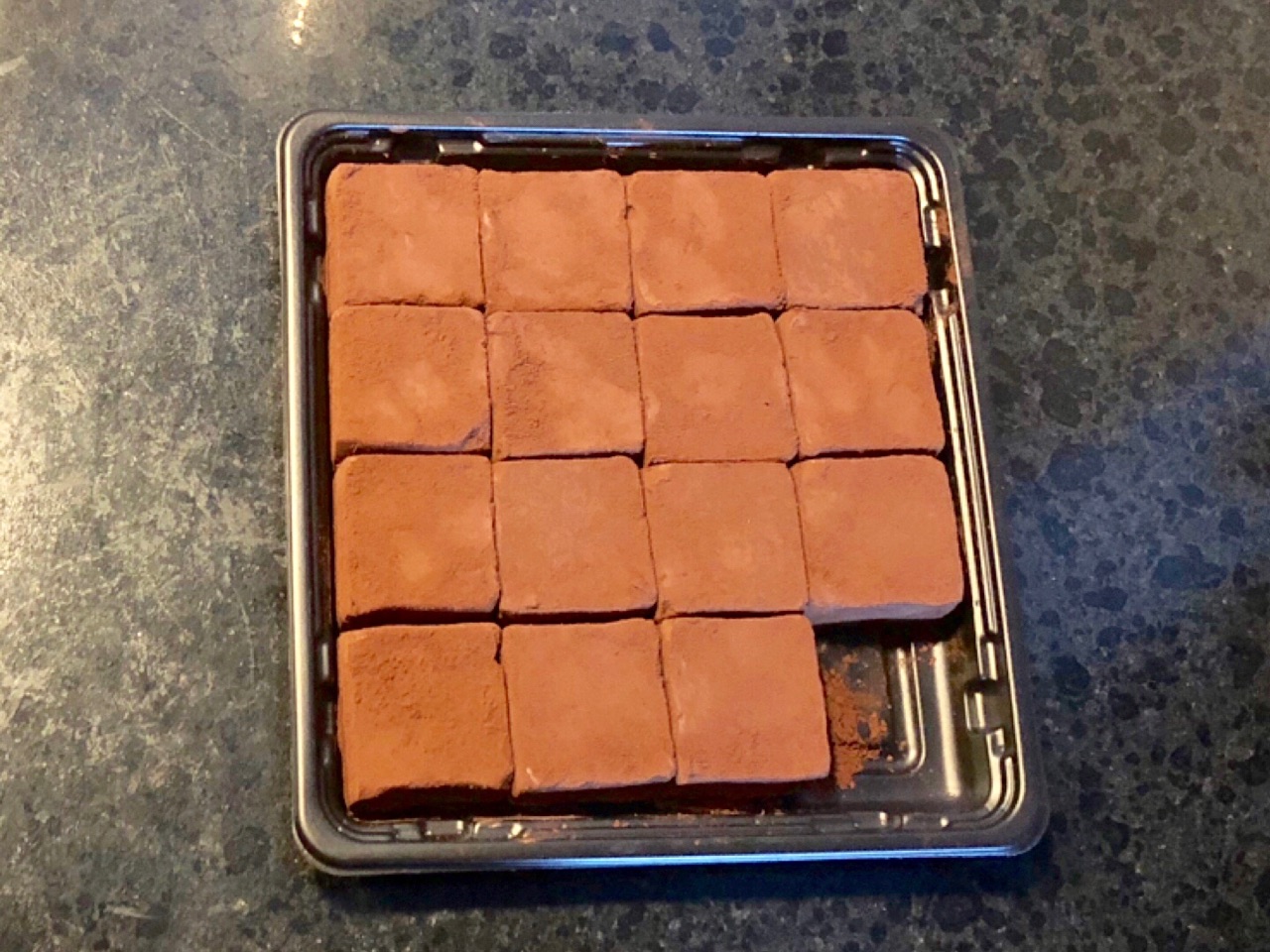 北海道生巧克力入口即化,自己在家做的可口的生巧教程来了