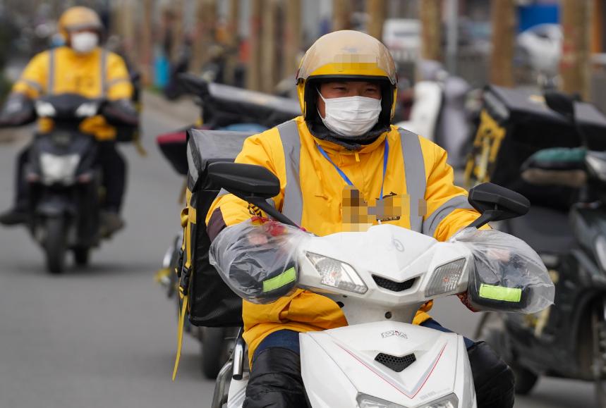 女学生家里进小偷,宿舍进小偷怎么办