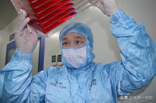 世界终于接受中国疫苗,中国为海外华人免费打疫苗