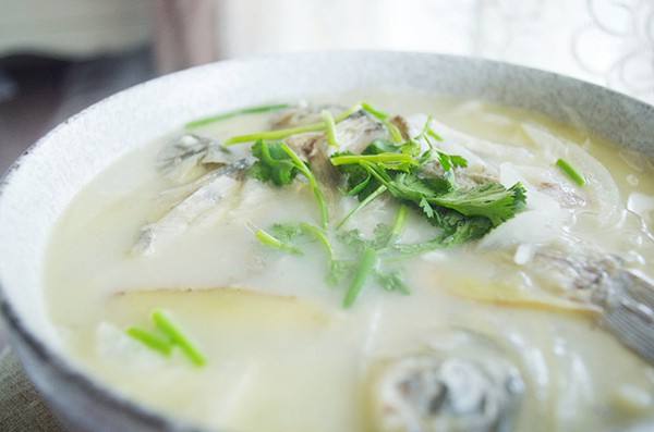 产妇能吃南瓜影响下奶吗,产妇吃排骨炖什么下奶最好