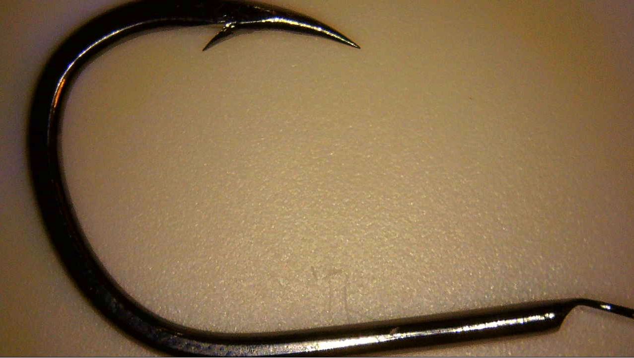 跑鱼是不是钩不够锋利,跑鱼较少的鱼钩