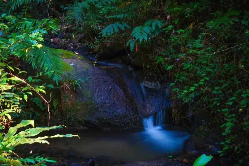 韶关经律论温泉度假村详细地址,韶关经律论温泉周边住宿