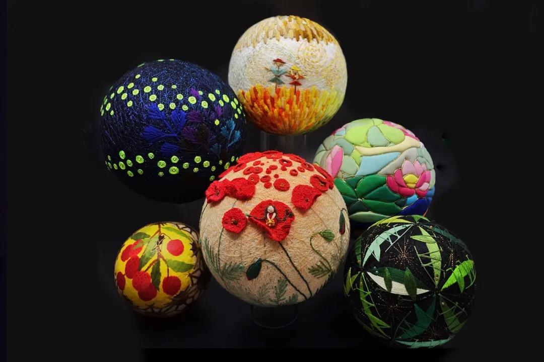 惊艳!“球上刺绣”你见过吗?她在球上绣出二十四节气,无数粉丝为之打call