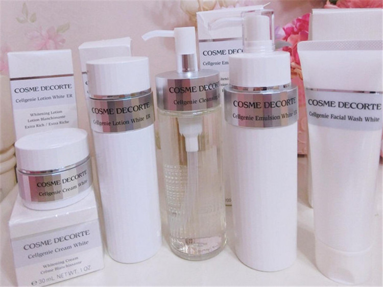 日系水乳去黄吗,肤色暗沉水乳真实测评