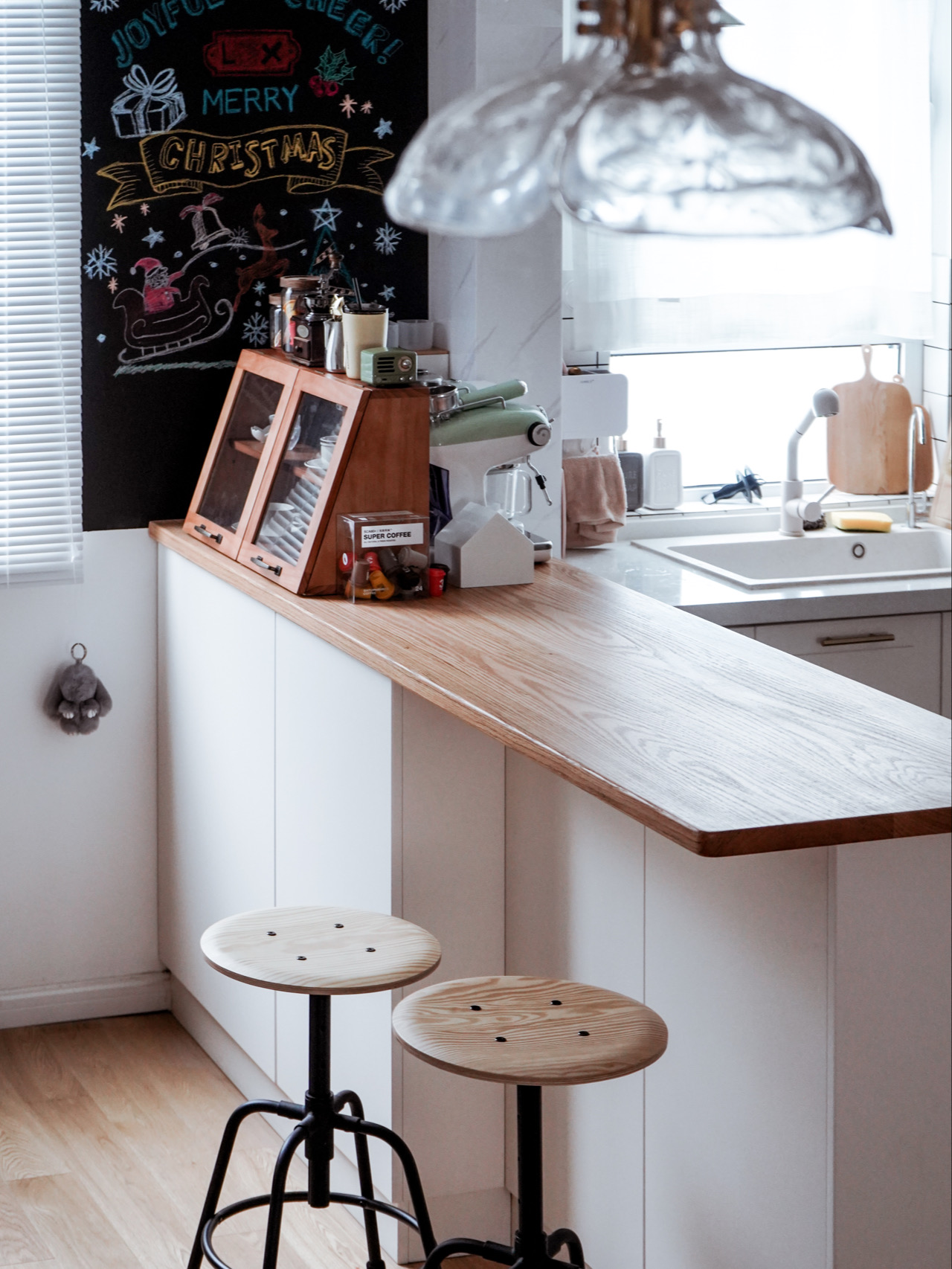 小户型简易吧台效果图,小户型客厅装吧台