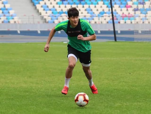 韩国金玟哉在中超,金玟哉批评中超