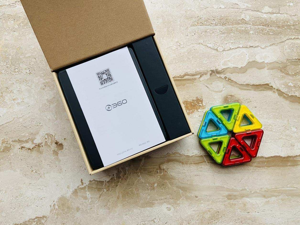 性价比超高的24小时行车记录仪,性价比高360行车记录仪