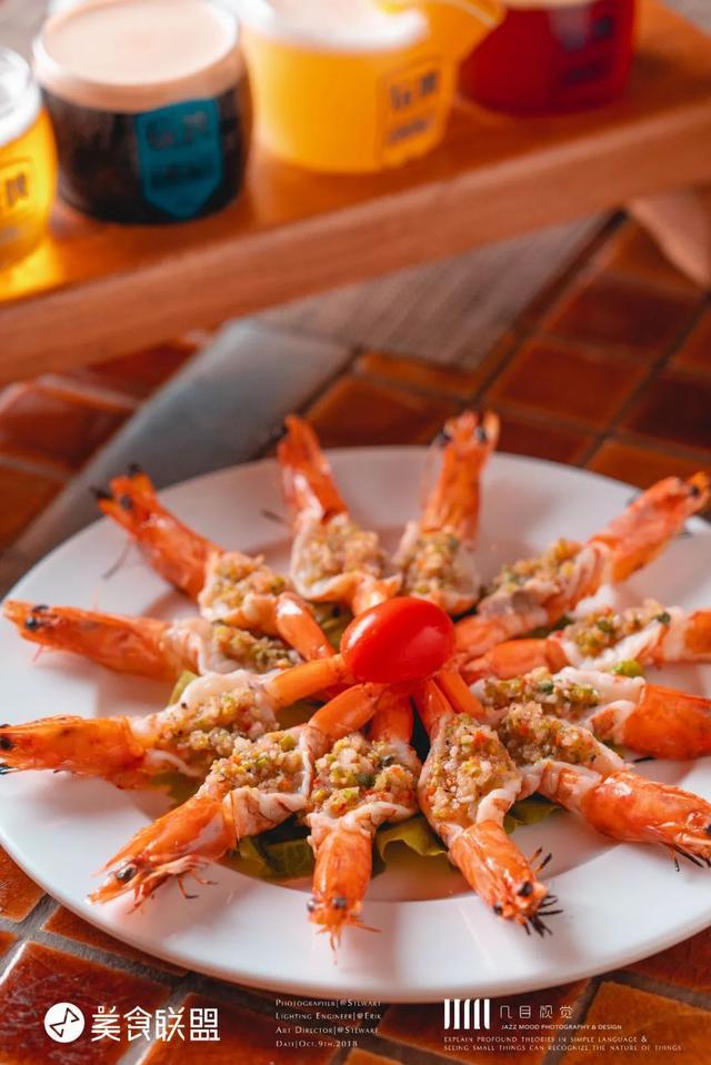 昆明这家开在76年前电影院的餐吧，手工披萨被写进国外旅游攻略