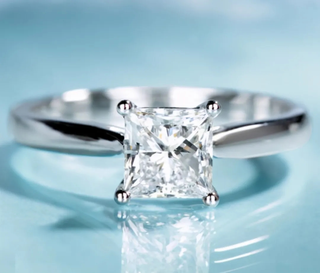 钻戒ctf是什么牌子,一生只有一枚钻戒什么牌子