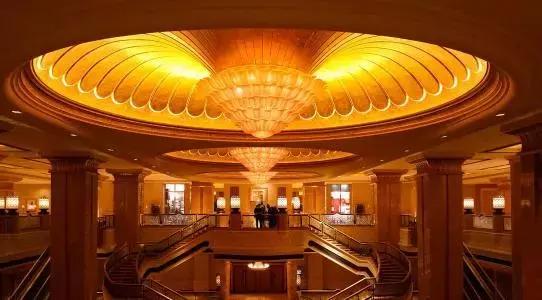 阿布扎比惊艳的地方,阿布扎比非凡之旅