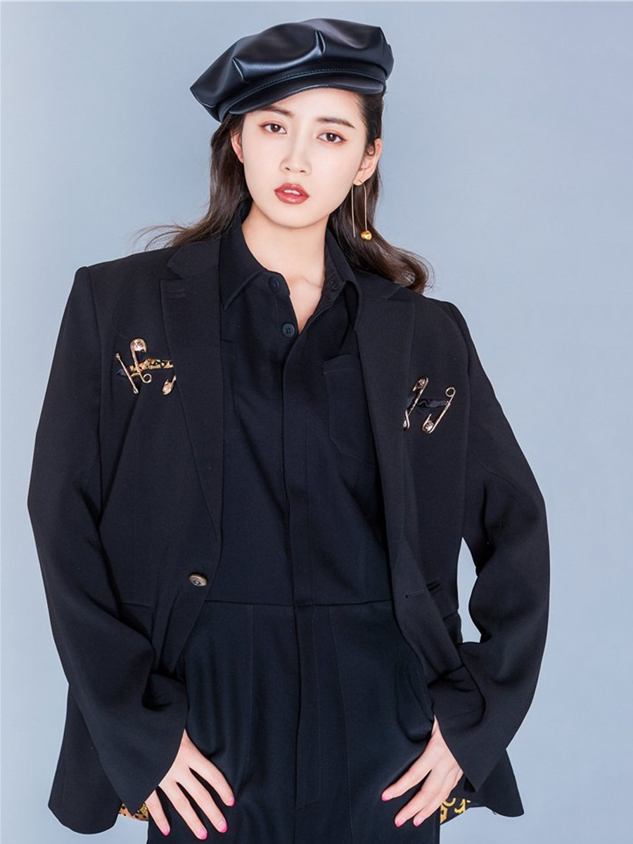 女明星男装穿搭,明星春季衣服搭配男装