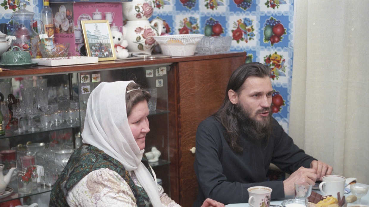 俄罗斯一牧师共收养70名儿童，被控性侵其中7名