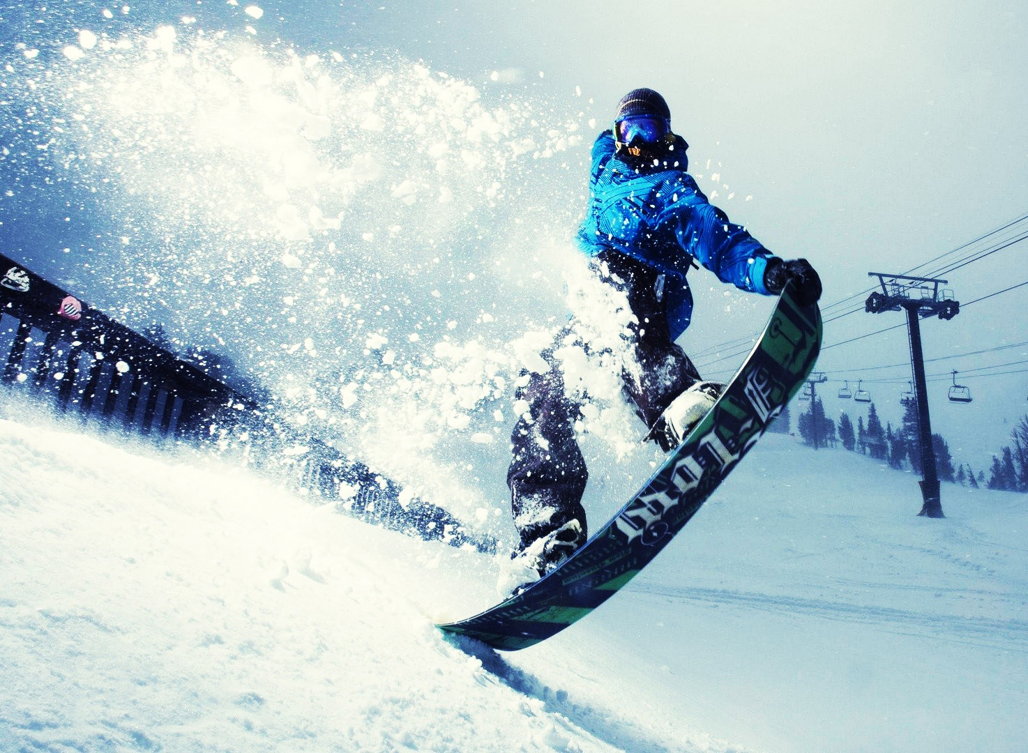 滑雪爱好者齐聚长白山玩转冰雪季,滑雪高手聚集地