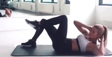 韩国小姐姐的健身日常训练,身材完美的韩国健身小姐姐