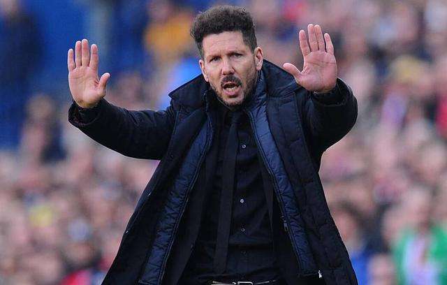 西蒙尼庆祝动作被罚,西蒙尼因不雅手势被罚款