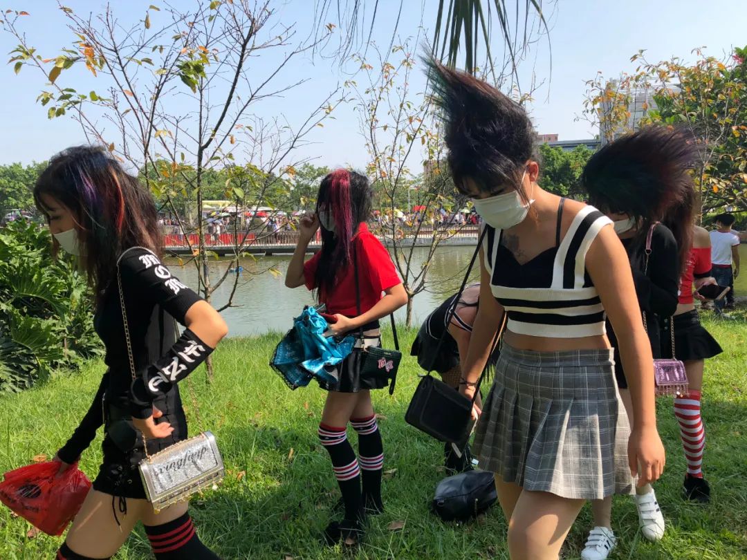 美院杀马特,美院老师躲过变态杀人案