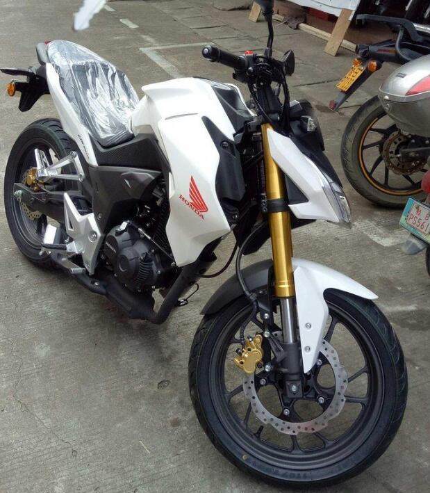 本田cb190r漏油解决方法,本田cb190r暴风眼前避震漏油