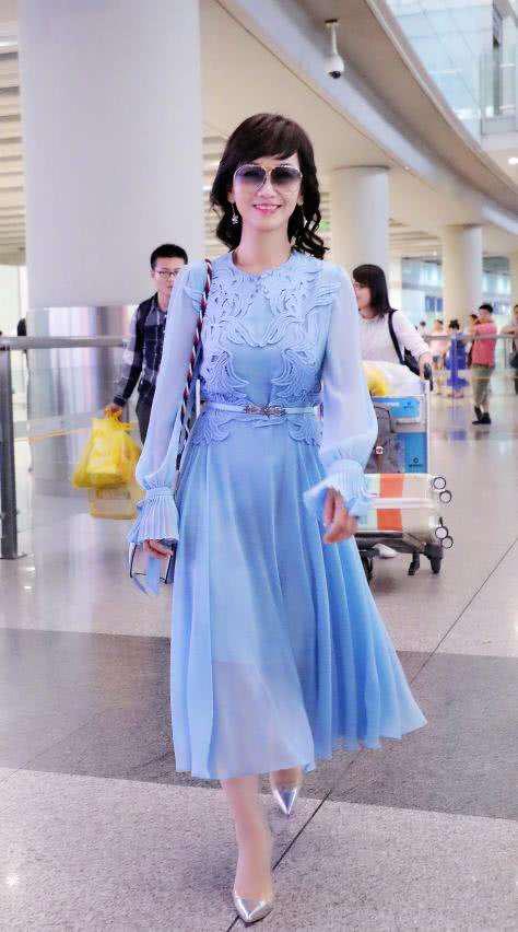 倪萍赵雅芝,倪萍赵雅芝60岁状态依旧优雅