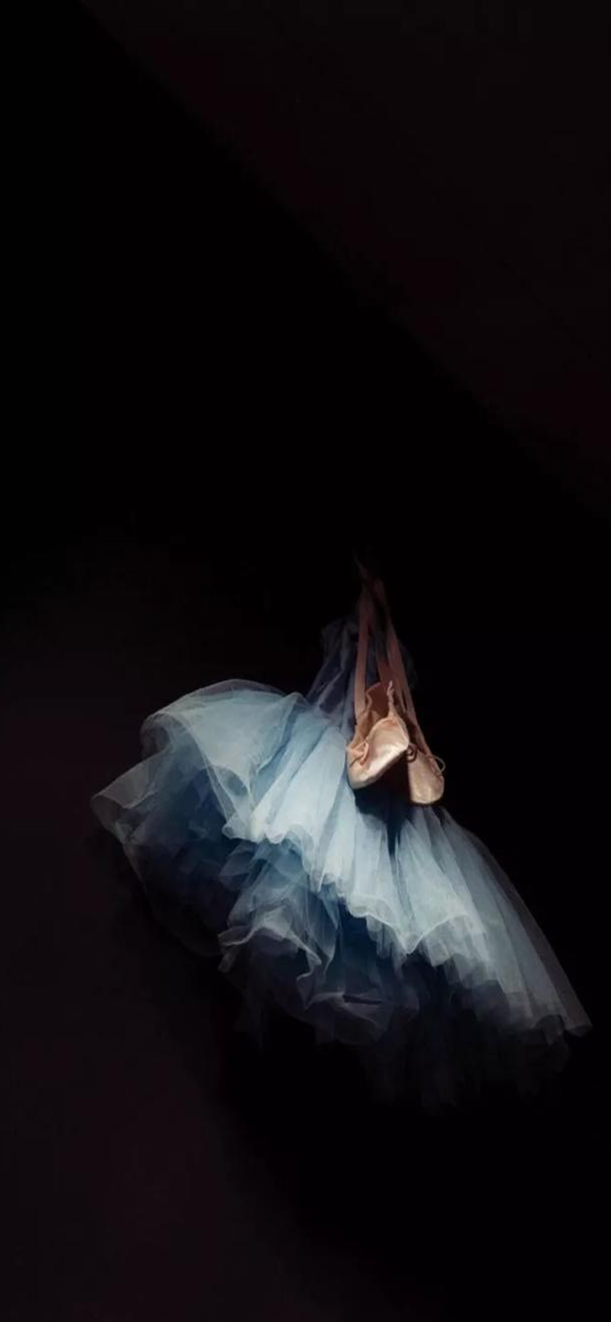 一个人孤独背影黑色壁纸,黑白孤独一人背景壁纸