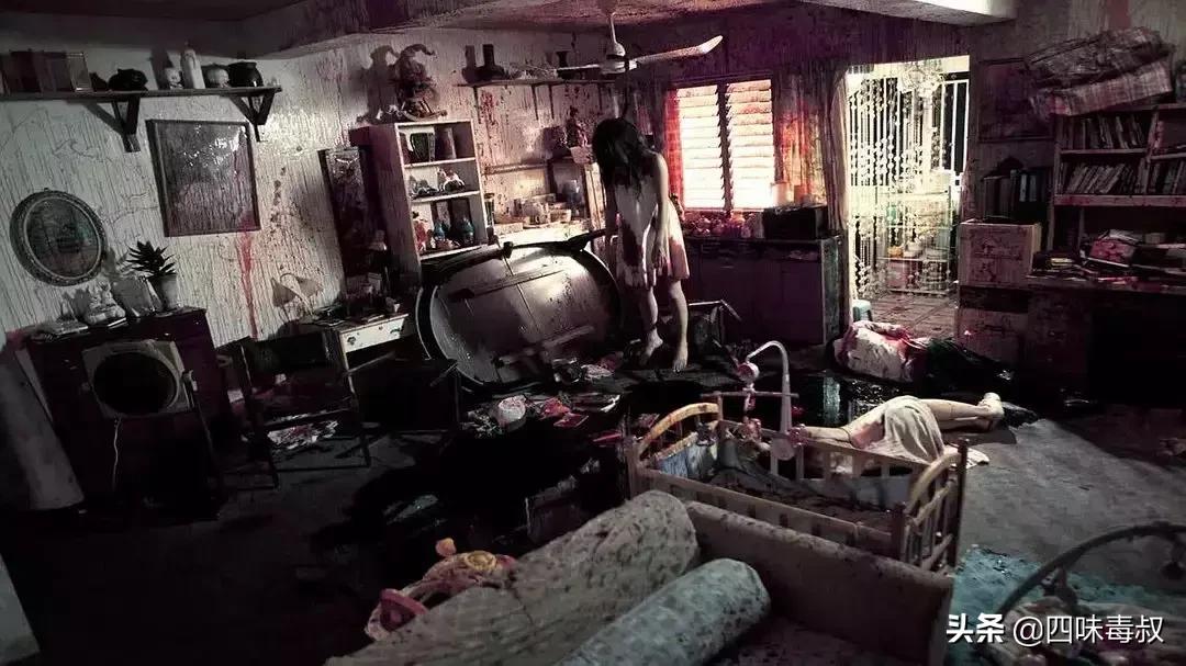 当你在凝视深渊时它也在凝视你,当你凝视深渊时它也在凝视你