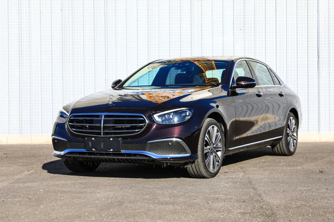 和年轻人在一起感受年轻,2021款奔驰e级进口260试驾