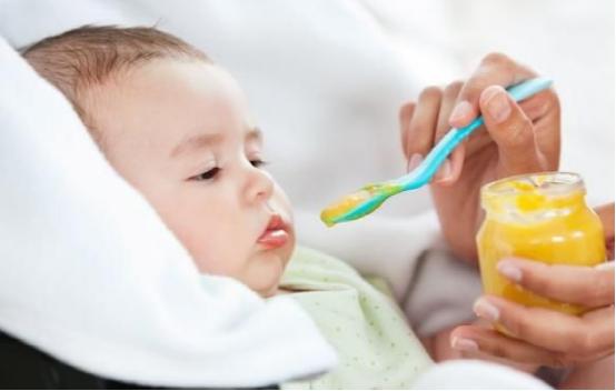 多大宝宝开始添加调味料,多大宝宝开始加三餐辅食