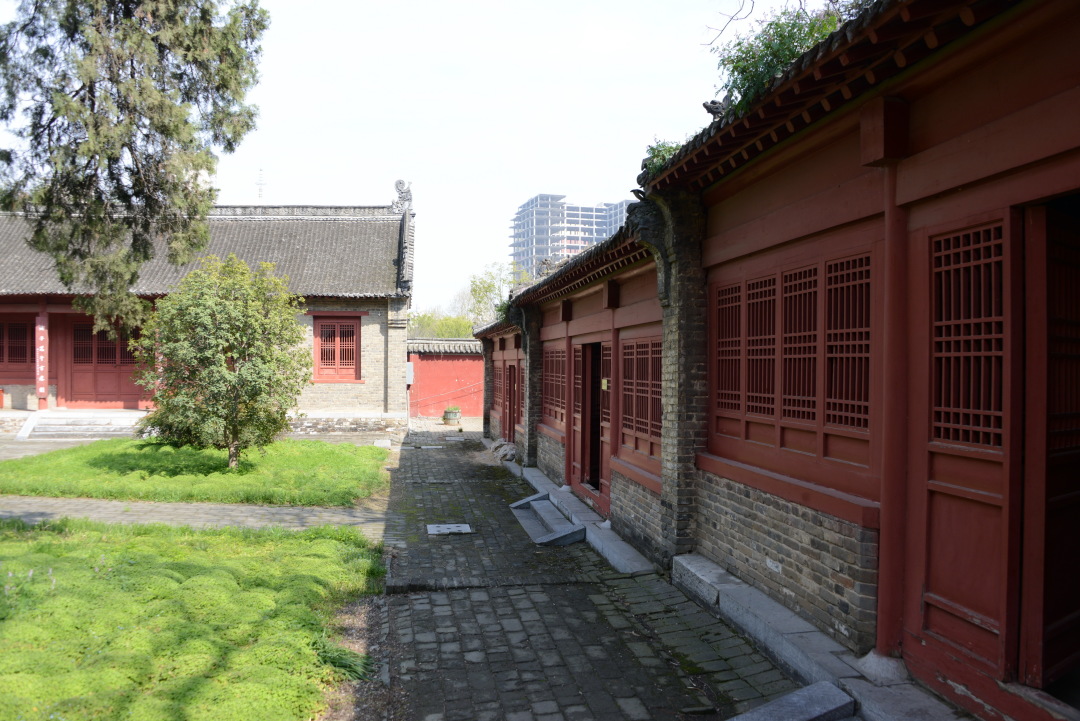 南阳诸葛书院,南阳卧龙岗诸葛书院