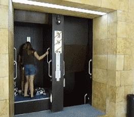 世界上最奇怪的电梯是什么电梯,全世界最快的高速电梯