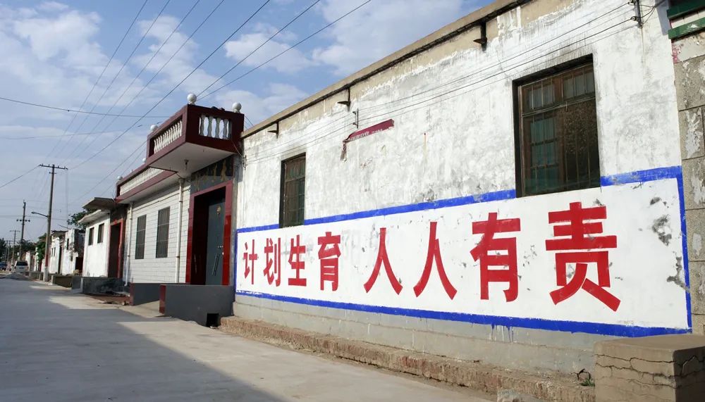 订婚后发现女孩不能生怎么办,当一个女孩订完婚了怎么去挽回