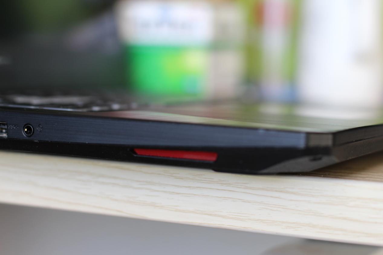 华硕飞行堡垒6测评,华硕飞行堡垒61060版测评