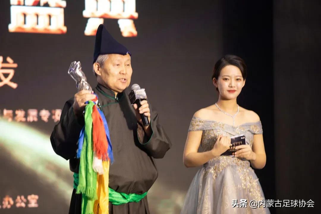 同心逐梦再出发,内蒙古自治区足球锦标赛直播