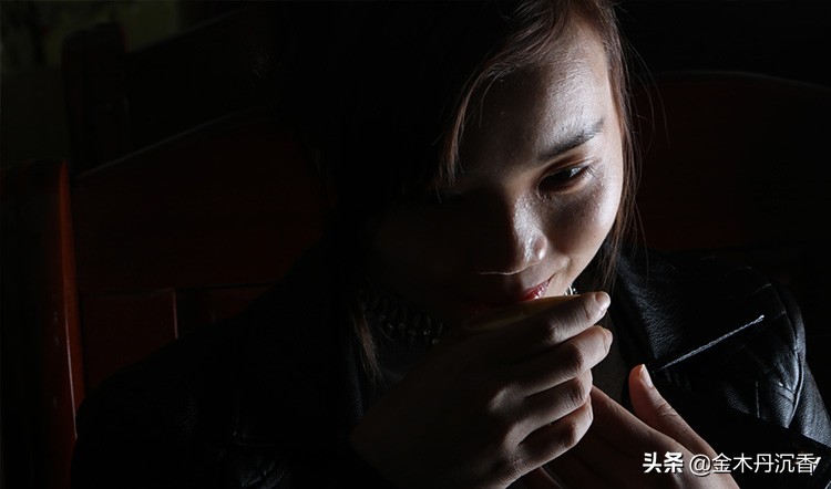 沉香线香如何鉴别真假,怎样辨别沉香线香味道