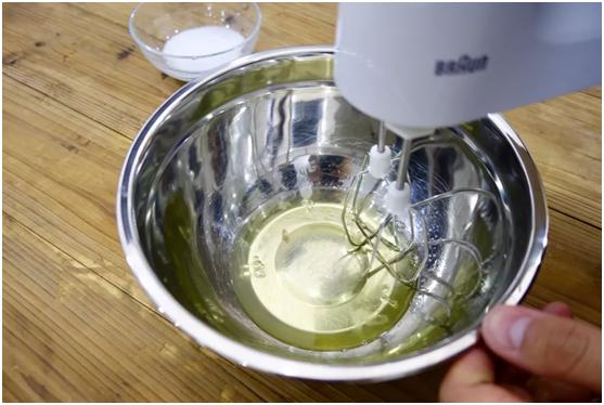 轻乳酪芝士蛋糕,8寸轻乳酪芝士蛋糕最佳配方免烤