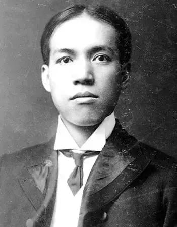 沈阳中学生情侣开房背后的警醒:给女孩底线教育,给男孩阳光教育