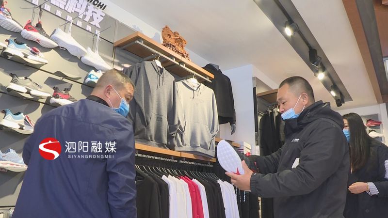 aj1新鞋鞋头轻微开胶,新鞋刚穿一个星期开胶了