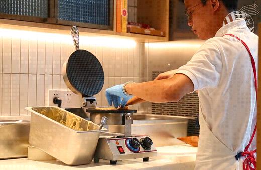 2019魔都最IN冰激凌地图，猎奇口味or颜值爆炸，冬季也要大口吃冰