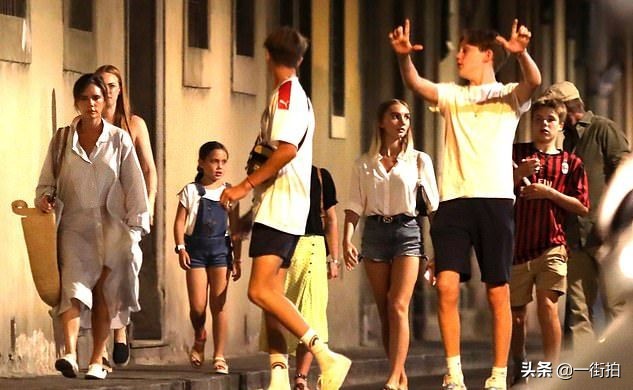 贝克汉姆最新穿搭,贝克汉姆时尚照