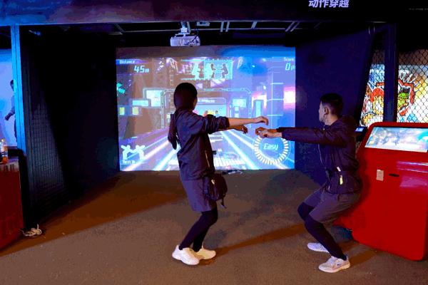 西南首家运动娱乐空间即将亮相成都339，解救年底聚会就靠它了