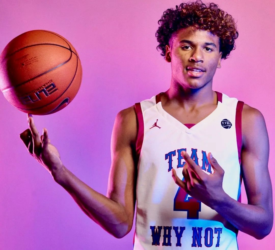 火箭队4号豪斯详细资料,火箭豪斯球衣