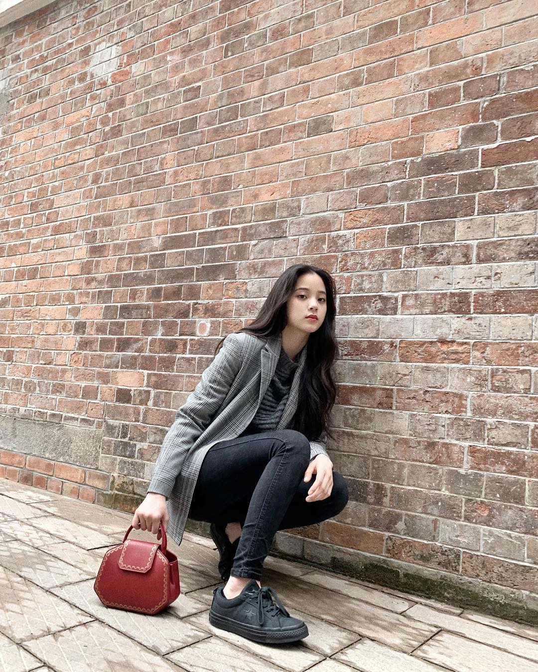 匡威女孩玫红色,匡威女孩欧阳娜娜时尚暴击