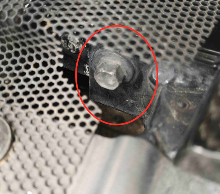 10年奥迪r8车好价不高,十年的r8